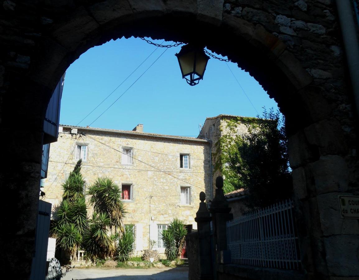 Logis De La Meschaussee, Dans Donjon Du Xie Siecle Canet  Экстерьер фото