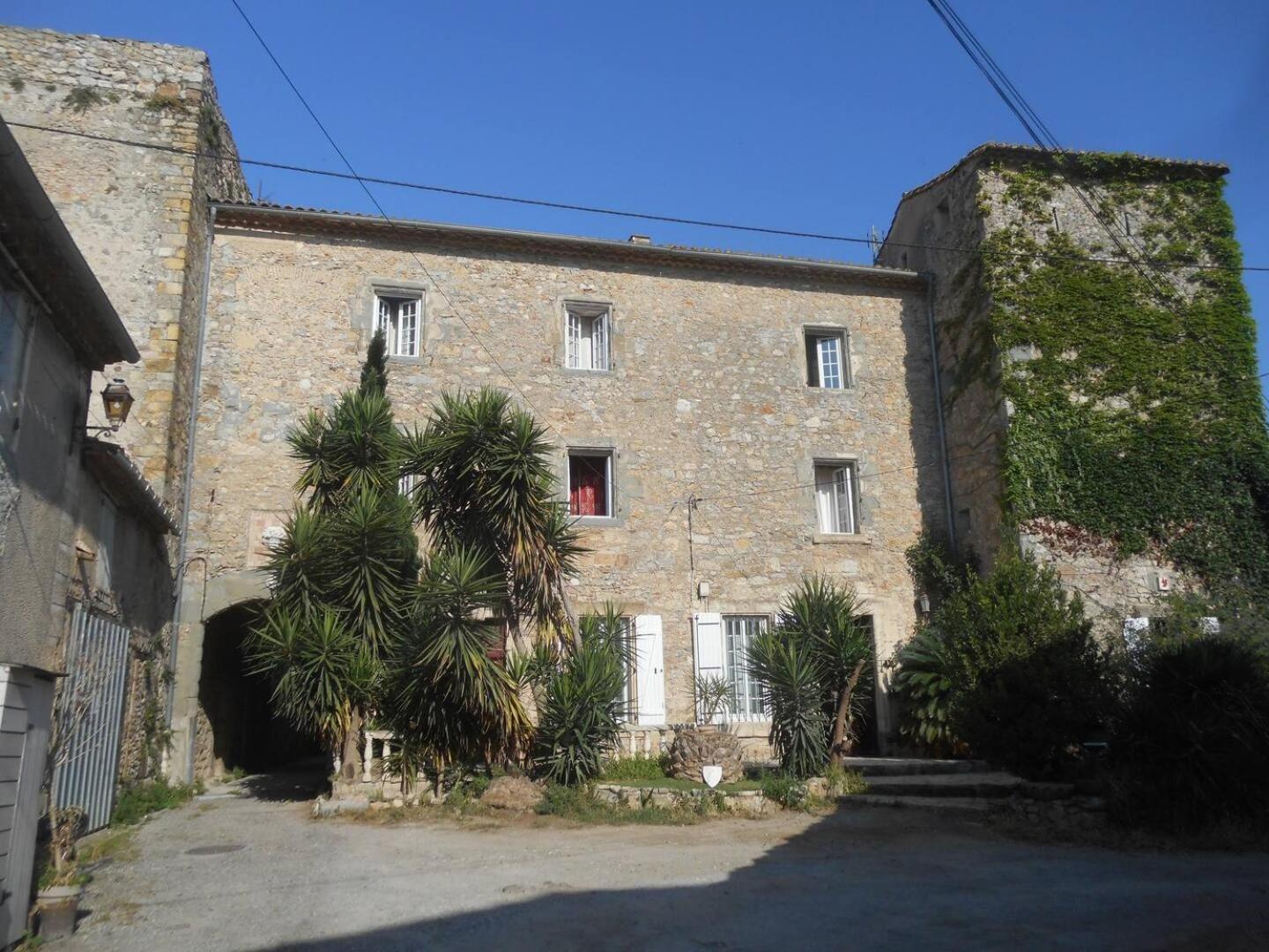 Logis De La Meschaussee, Dans Donjon Du Xie Siecle Canet  Экстерьер фото